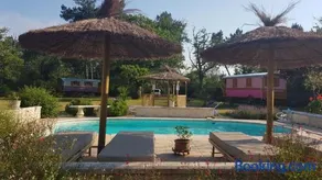 Maison charmante à Bussac-Forêt avec piscine partagée - Image 2
