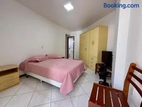 Apto 3 quartos sendo 1 suíte - Quadra Mar - Meia Praia - Image 3