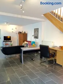 Individuell Wohnen Loft-Charakter im Innenhof - Image 1