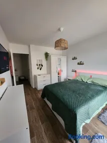 7 Pers - Balcon & Jardin - 20min CDG - Shuttle CDG Airport - Paris Villepinte - Image 3
