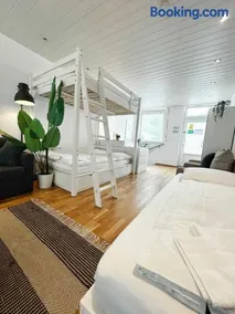 Beautiful Studio Apartment in urban location - Image 3