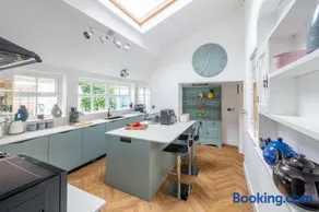 Cliff Lane House - Image 3