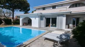 Villa Anastasia, Venetien, Herrschaftliche Villa auf Privatinsel Albarella, 4 Bedrooms 8 Personen, 300 m Golfplatz - Image 2