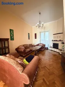 Old Town Family House - Image 1