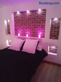 magnifique loft avec jacuzzi et sauna privatif - Image 4
