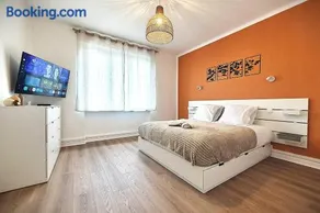 Rock in Share - Strozzi Suites - Brand-New Luxury 4-Bedroom Apartment with - Image 2