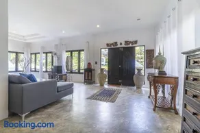 Aloe Villa - Image 4