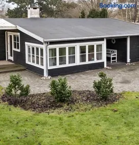 Charming 3-Bedroom Summerhouse With A Big Garden - Image 2
