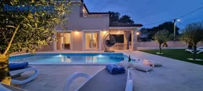 Villa Lukas&Ana s bazenom,dječjim igralištem - Image 1