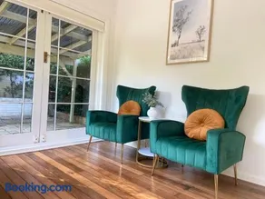Family Retreat with Pool Near Pymble Station - Image 3