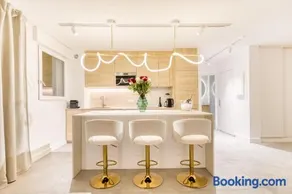 Luxury Pearl, Design, Terrasse, 20m Eiffel Tower - Image 2