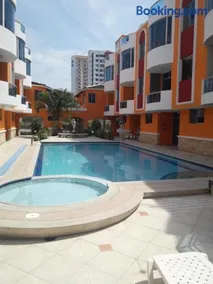 Lindo departamento en Tonsupa, Cerca al mar - Image 3