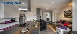 Les Loges du Chateau - Image 1