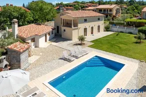 Villa Vito an peaceful escape near historic town - Image 1