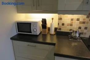 Jenny's Farm Cottage, Giant's Causeway - Image 4