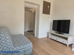Maison au calme avec parking Oyonnax - Image 2