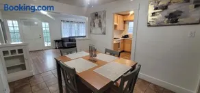 Private 3 bedroom Home in Los Angeles - Gardena, California - Image 1