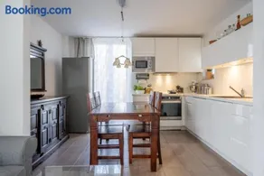 Private Apartment - Image 3