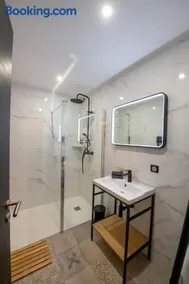 La Suite de Chantilly - Appartement de 80m2 avec Jacuzzi privé ! - Image 4