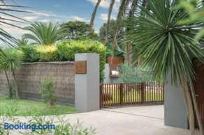 Trelawney Beach House - opposite Blairgowrie beach - Image 5