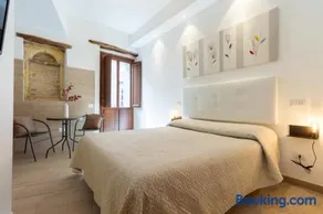 Rooms Best Vacation Ever - Image 1
