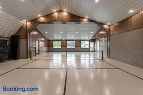 The Gathering Haus - Image 2