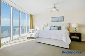 Ocean Front Paradise - Image 5