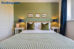 Stylish Cheshire House - Image 1