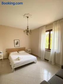 Guadetto House - Image 1