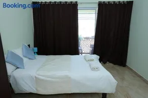 The Penthouse at Swiss Avenue - Image 4
