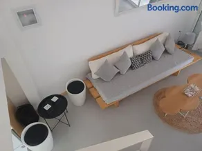 Kassandra Summer House - Image 2