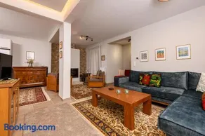 Kyra’s House - Image 1