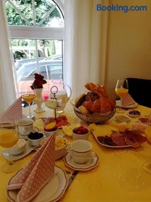 Wir Beide - Image 1