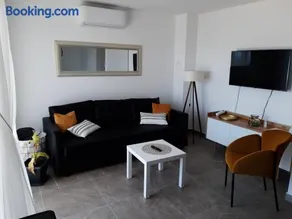 Gita Apartmani - Image 1