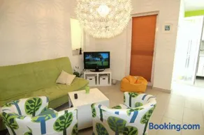 Apartment Doder - Image 1