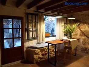 Townhouse Sa Casa - Image 2