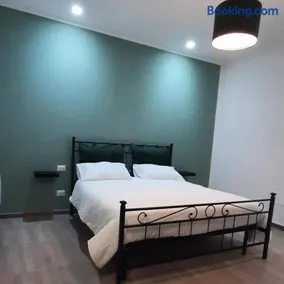 Peter's Apartments - Image 1