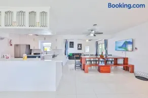 Aventura Ives Family Home - Image 3
