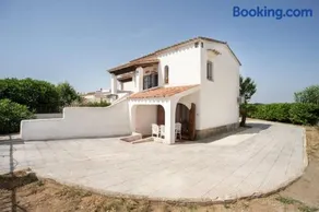 Casita en Empuriabrava jardin - Image 5