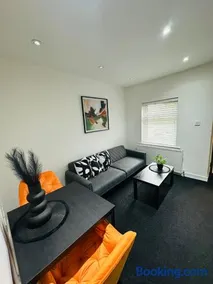 Cozy 1 bed city apartment - Image 4