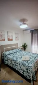 Las Palmeras - Image 1