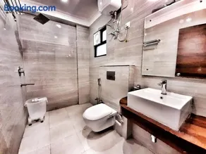 Hotel Purple Orchid Near Yashobhoomi - Image 4