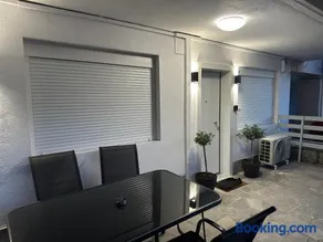 Cozy luxury apartment - Image 2