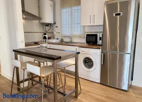 Apartamento Con Vistas A La Bahía - Image 2