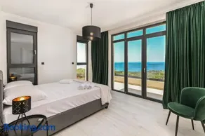 Villa Stone house - Image 3