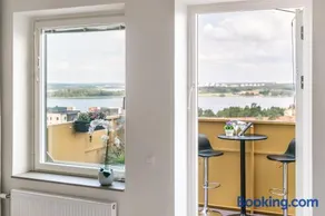 Mini penthouse with Lake View and Great Sunset - Image 2