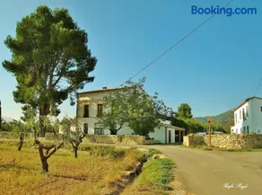 El Pino B & B, Chera - Image 1