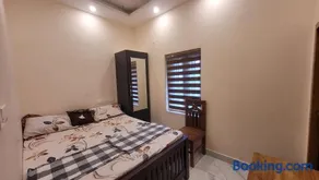 Newcastle Holidays & Resorts 5 BHK Entire property with Kitchen 15 Guests near Munnar - Image 5