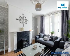 NEW Four Bedroom House By Keysleeps Short Lets Workington Contractor Leisure Beach Location Lake District - Image 3