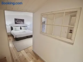 Manta Ray Lodge - Image 5